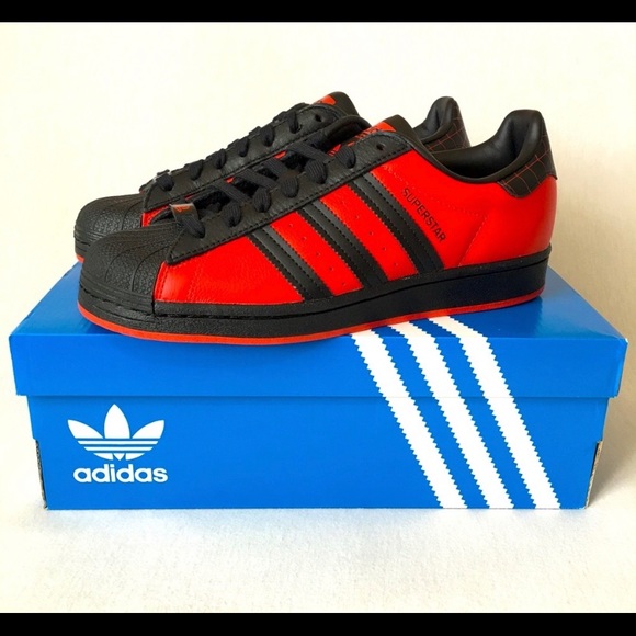 PlayStation X MARVEL SPIDER-MAN SUPERSTARS SIZE 8.5. New. Box not included. - Picture 2 of 11